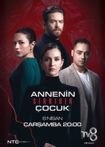 Annenin Sırrıdır Çocuk poster