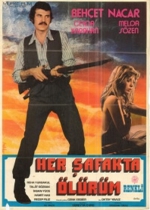 Her Şafakta Ölürüm poster